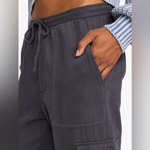 NWT Roxy Women’s Precious Cargo Beach Pants, size Large
